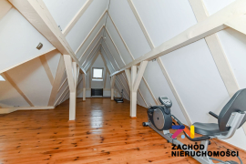 Dom z basenem,widok na Odrę,Spa,sauna,kort tenisow